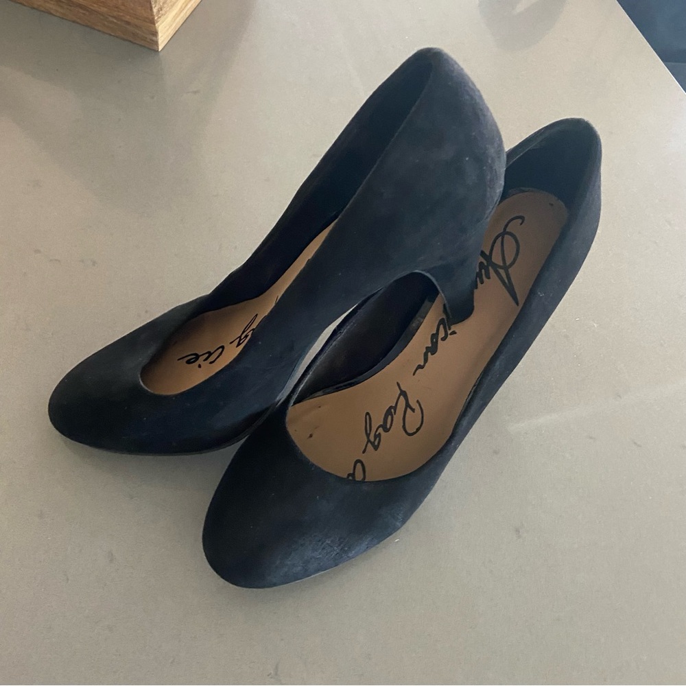 American Rag Felix Pumps Size 9.5